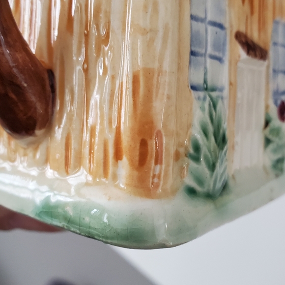 Ceramic Little Cottage Cream and Sugar set - Picture 5 of 9